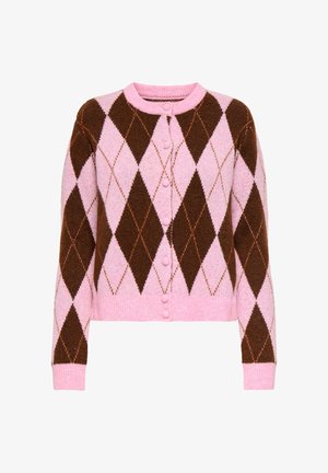 Różowo-brązowy kardigan w romby, z okrągłym dekoltem, zapinany na guziki, z prążkowanymi mankietami i dołem. Miękka faktura, krótki fason.
