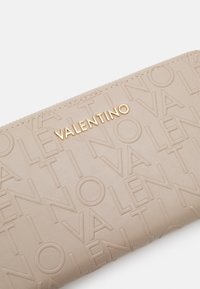 Valentino Bags RELAX - Denarnica - beige