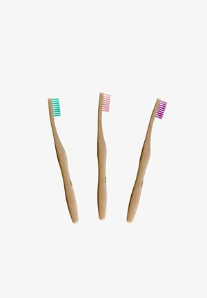 Dr Botanicals 3 PIECE BAMBOO TOOTHBRUSH SET WITH MEDIUM BRISTLES brązowy