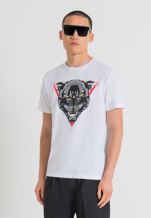 REGULAR FIT WITH WATER AND MATT PLASTIC PRINT - Print T-shirt - white