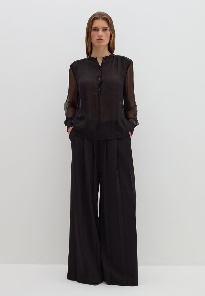 Stefanel Broek zwart Stefanel Broek zwart