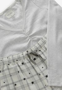 Next SET - REGULAR FIT - Pyžamová súprava - grey star check