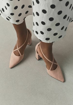 Next, STANDARD/WIDE FIT - FOREVER COMFORT® CROSS STRAP BLOCK HEEL SHOES /WIDE FIT. - Pumps - nude