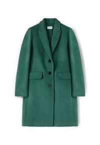 Cappotto verde in misto lana con colletto a lottura, tre bottoni, due tasche frontali e silhouette su misura. Texture morbida e interno non foderato.