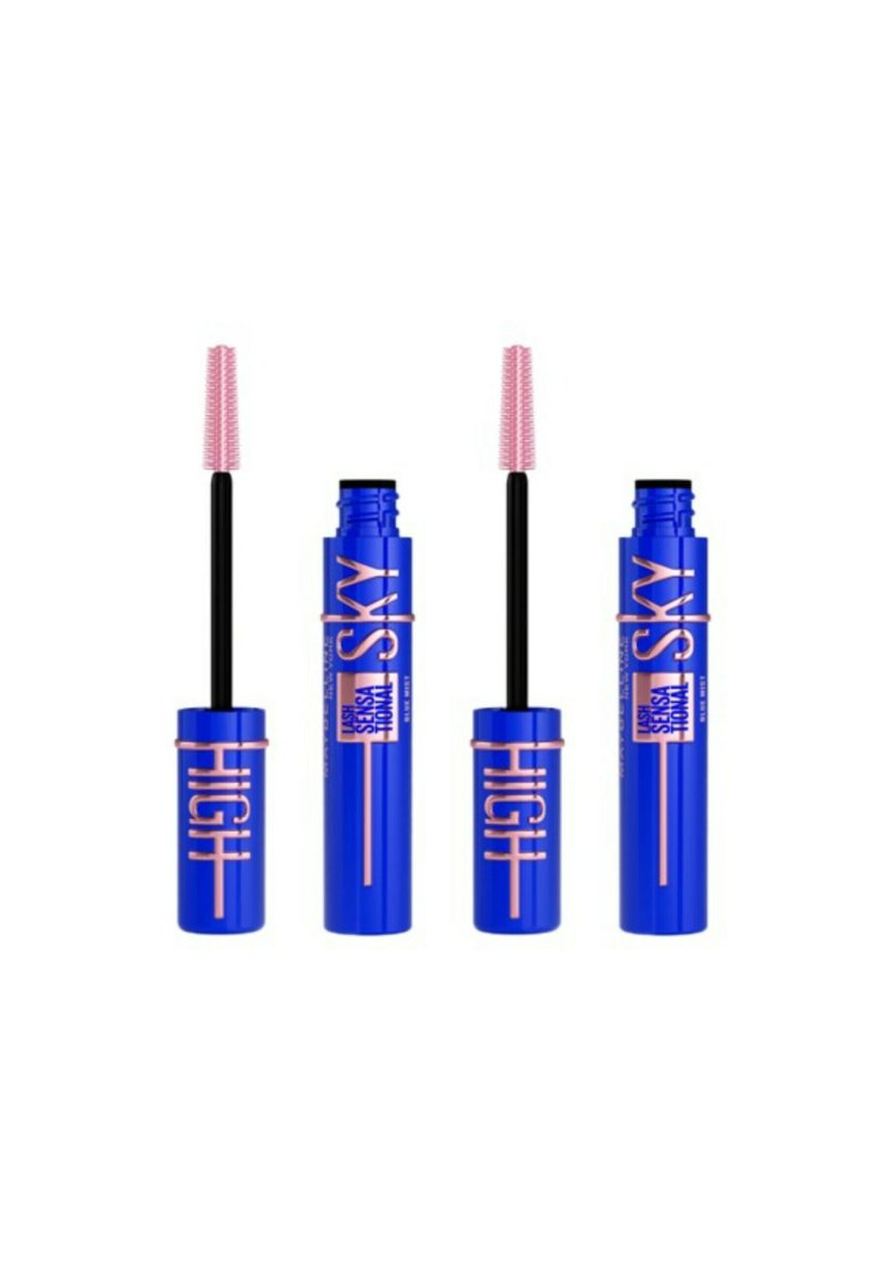 Tube de mascara bleu avec une finition brillante, doté d'une brosse rose. Les mots "HIGH" et "SKY" imprimés en or rose sur le corps. Trois tubes présentés.