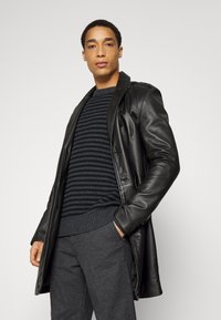 Selected Homme SLHDAVIS CREW NECK  - Camisola - dark grey melange/black