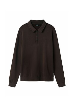 Pruun pika varrukaga polo-särk, valmistatud pehmest kangast, millel on krae, kolme nupuga lukk ja soonikkoes mansetid, lõdva istuvusega.