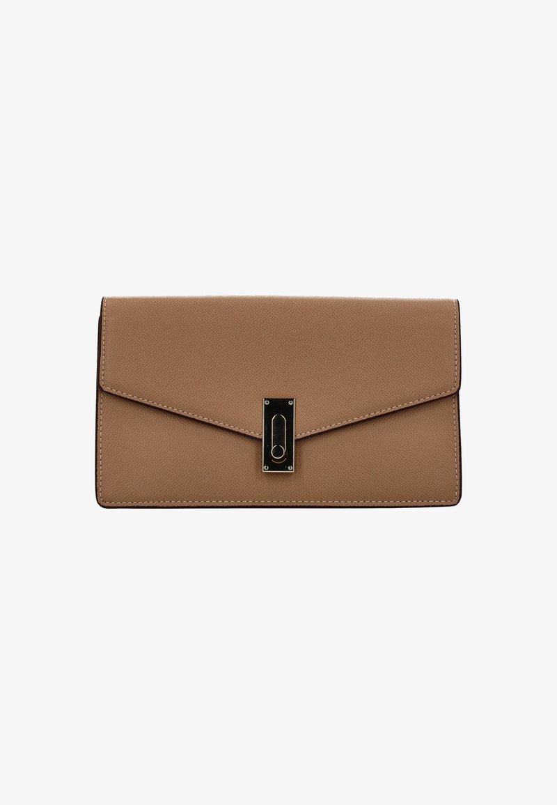 Beige portemonnee van imitatieleren met een vlak ontwerp, zwarte metalen sluiting en contrasterende beige stiksels. Rechthoekige vorm, gladde textuur.