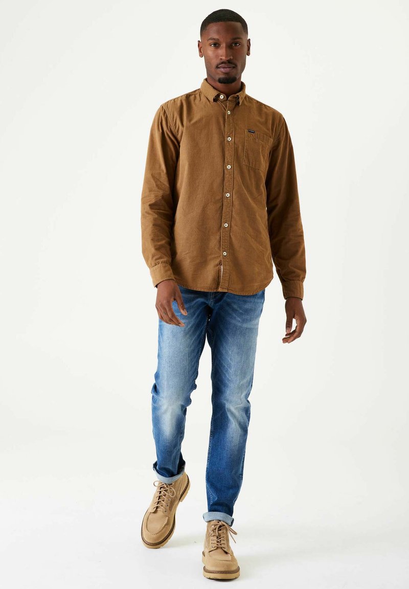 Ropa Infantil Garcia Camisa Manga Larga GARCIA Para Niños - Calidad Denim,  Estilo Casual Ropa Infantil Calidad Italiana, image size:800x1152