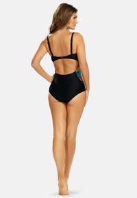 Czarny jednoczęściowy strój kąpielowy z regulowanymi ramiączkami, otwartym tyłem i kolorowym panelem akcentującym z boku, gładka tekstura.