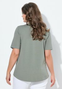 LAURASØN 1/2-ARM, RUNDHALSAUSSCHNITT  - Triko s potiskem - sage