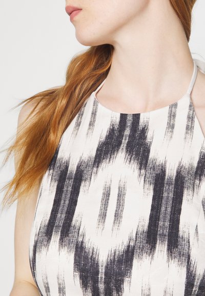 Alice + Olivia Μπλούζα - classic ikat