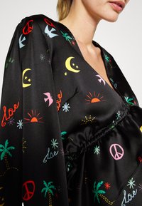 Never Fully Dressed MAMA PRAIRIE SWIRL DRESS - Φόρεμα ημέρας - black