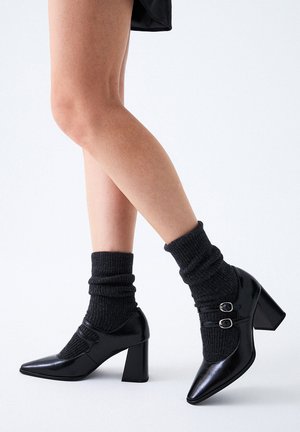 Tacones - black