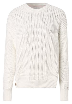 Maglione bianco lavorato a maglia con un design testurizzato, collo rotondo, maniche lunghe, polsini a coste e un dettaglio con bottone laterale.