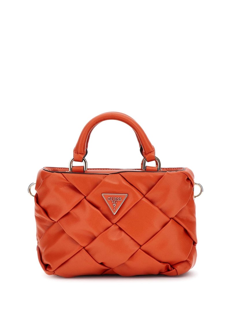 Vatteret orange læderhåndtaske med to håndtag og en sølvlogo-detalje. Har en blød tekstur og en rund form.