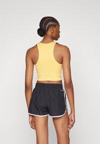 adidas Performance TANK - Topper - semi spark