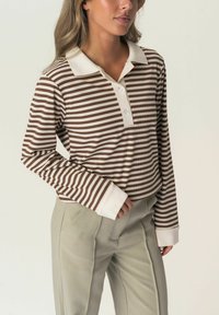 CARLYIC  - Polo - brown