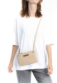 CLIO GOLDBRENNER MINI CLASSIC - Pochette - sand