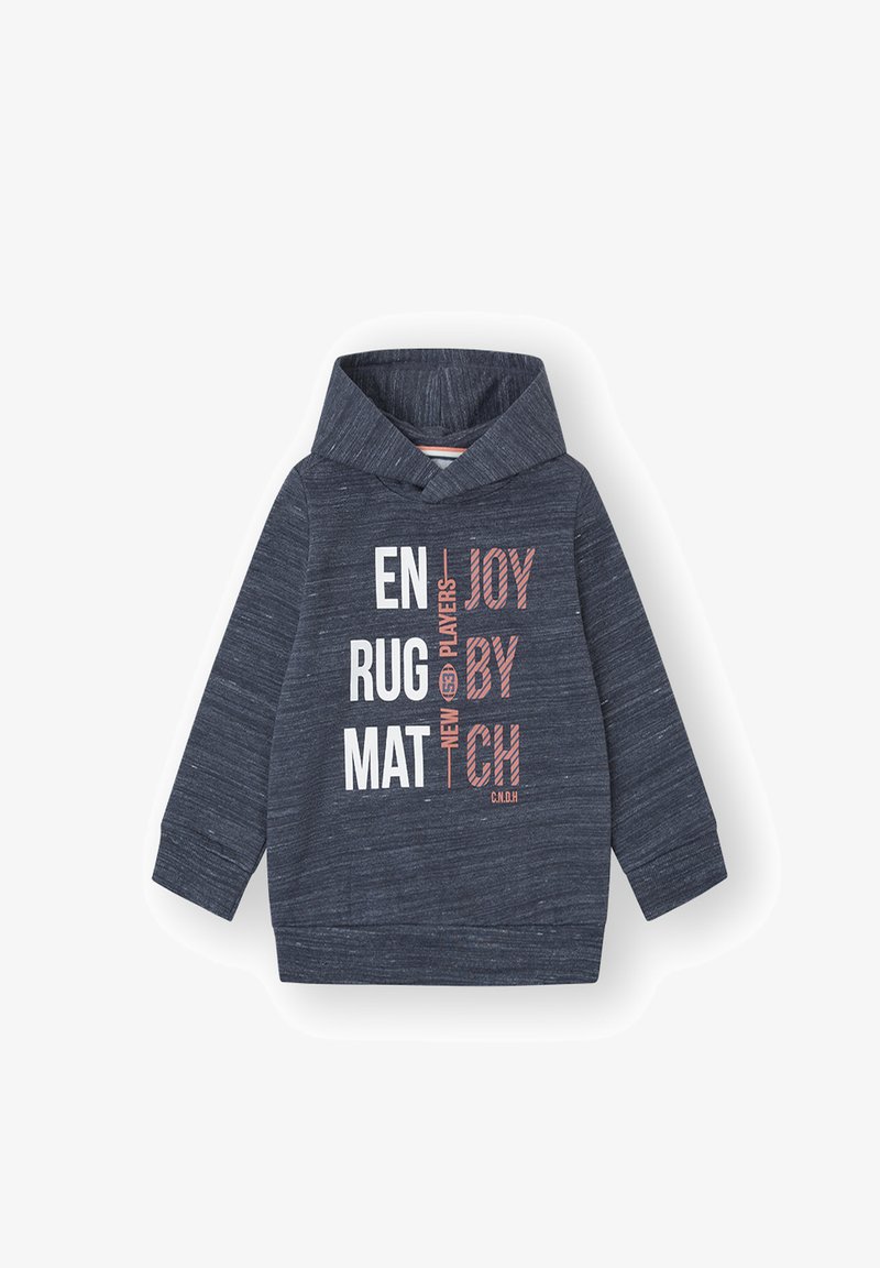Sudadera azul marino con una tela texturizada. Cuenta con un bolsillo tipo canguro y una gran impresión gráfica en color blanco y coral en la parte delantera.