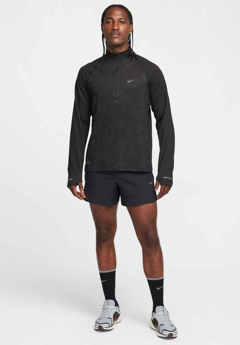 Nike Performance Longsleeve zwart Nike Performance Longsleeve zwart