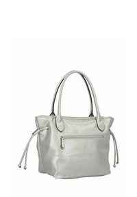 Sac fourre-tout en cuir argenté avec deux poignées, une poche zippée à l'avant et des accents à cordon sur les côtés. Texture lisse et forme structurée.