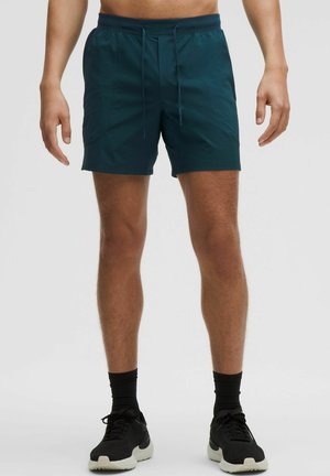 LICENSE TO TRAIN 7 LL - Sportiniai šortai - indochine blue