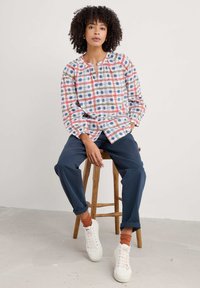 Seasalt Cornwall WEAVING SEA  - Blůza - multi drawn plaid chalk