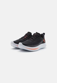 Under Armour VELOCITI 4 SE - Løpesko for vei - black/anthracite/ares red