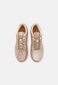 Woden GLITTER - Sneakers - gold-coloured