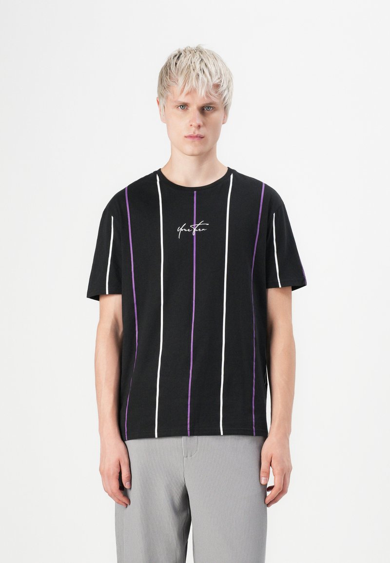 YOURTURN UNISEX - Tričko s potlačou - purple