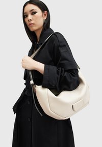 AllSaints MADEA SHOULDER BAG - Taška cez plece - desert white