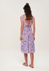 Herita TIE BACK - Jurk - purple