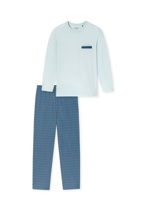 Jasnoniebieska koszula z długim rękawem i kieszonką, zestawiona z niebieskimi spodniami w geometryczny wzór.