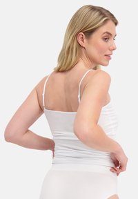 Bamboo Basics 2 PACK - Top - white