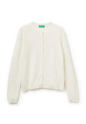 Witte cardigan gemaakt van zacht materiaal, met een ronde hals, lange mouwen en knoopsluiting aan de voorkant, afgewerkt met ribgebreide manchetten en onderrand.