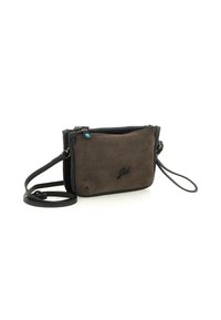 Borsa a tracolla in suede marrone e pelle nera con tasca frontale con zip, zip blu e tracolla regolabile.