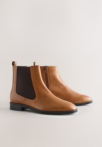 Nevybrané, new light brown