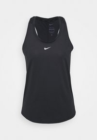 Zwarte sportieve tanktop van vochtafvoerend stof. Heeft een ronde halslijn, een gebogen onderkant en een wit Nike-logo aan de voorkant.