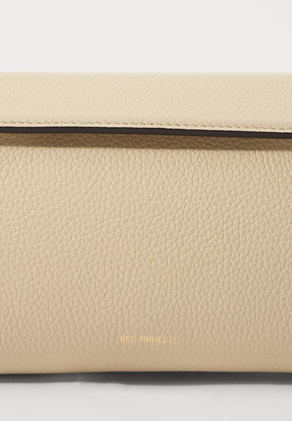 ELIEZE - Clutch - beige3