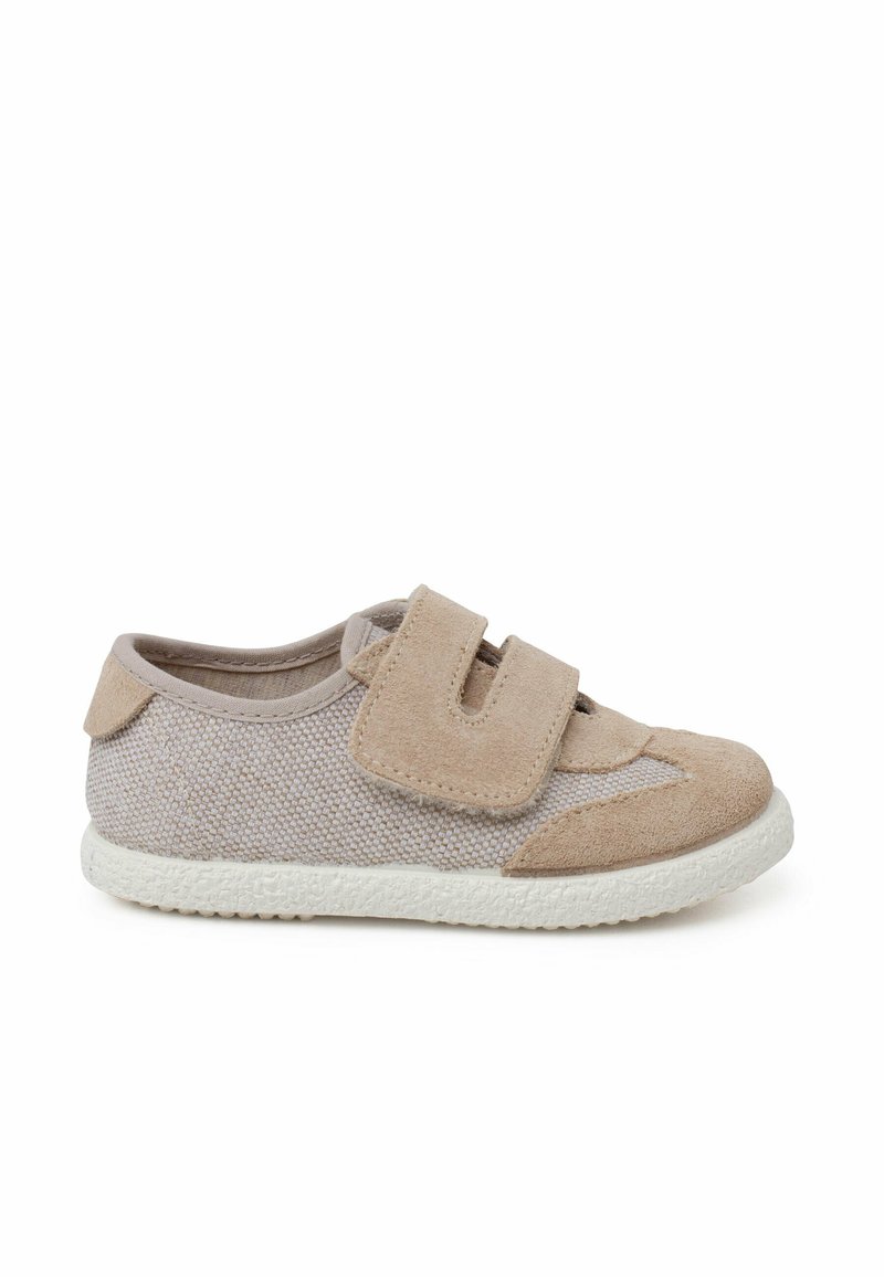 Pisamonas Trainers - arena