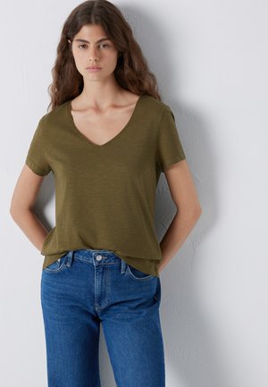 Mavi, MAVI BASICS, SEMI BASICS SHORT SLEEVE BASIC T-SHIRT - Basic T-shirt - dark olive