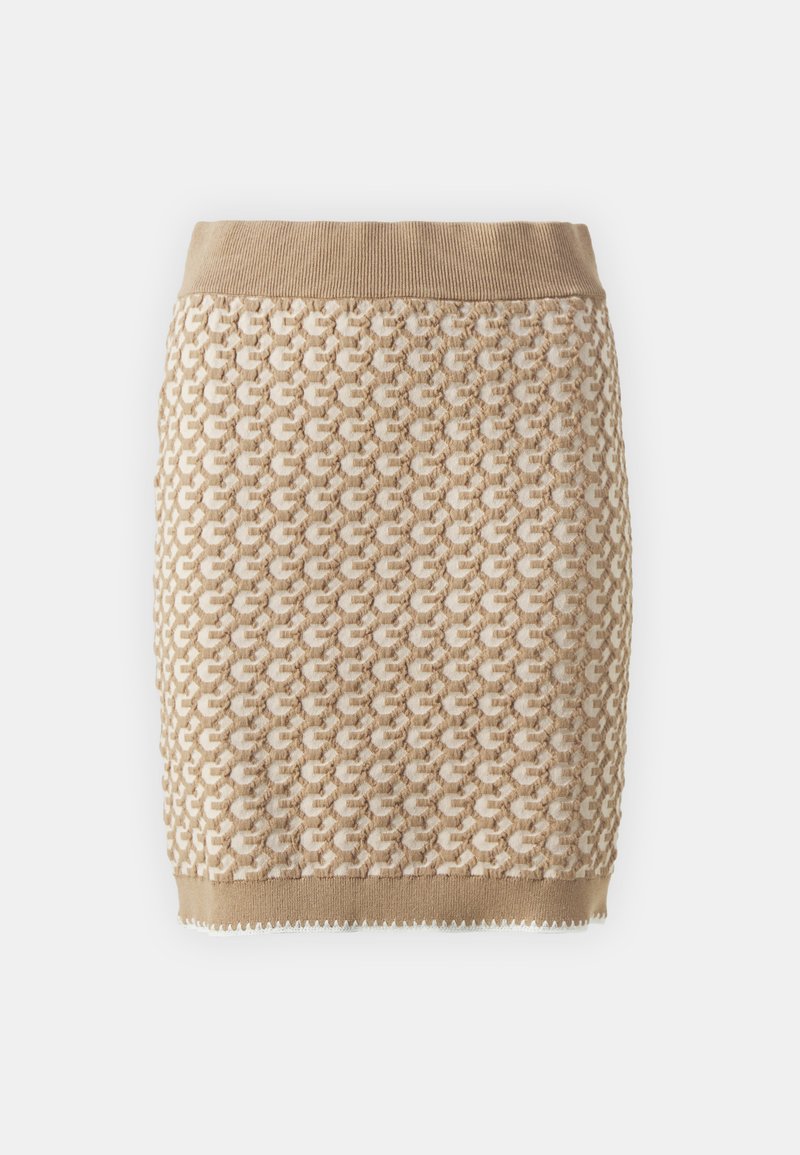 Beige gestrickter Rock mit einem strukturierten Muster aus erhöhten Schlaufen, einem gerippten Taillenbund und einer gewellten Borte am unteren Rand.