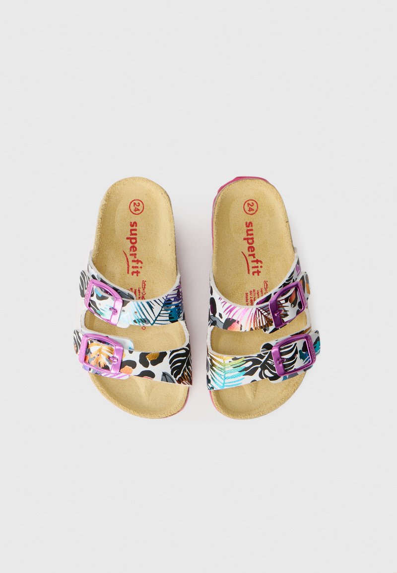 Mehrfarbige Sandalen mit floralem Muster und schwarzen Akzenten, ausgestattet mit zwei verstellbaren Riemen mit Schnallen. Texturiertes Fußbett, Gummisohle.