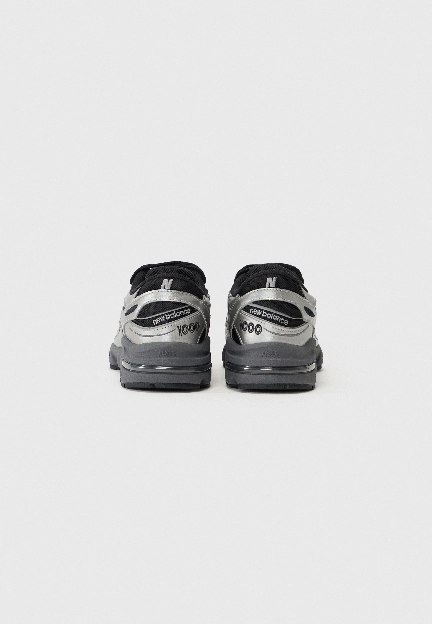 New Balance M1000 UNISEX - Sneakers laag - silver metallic/zwart