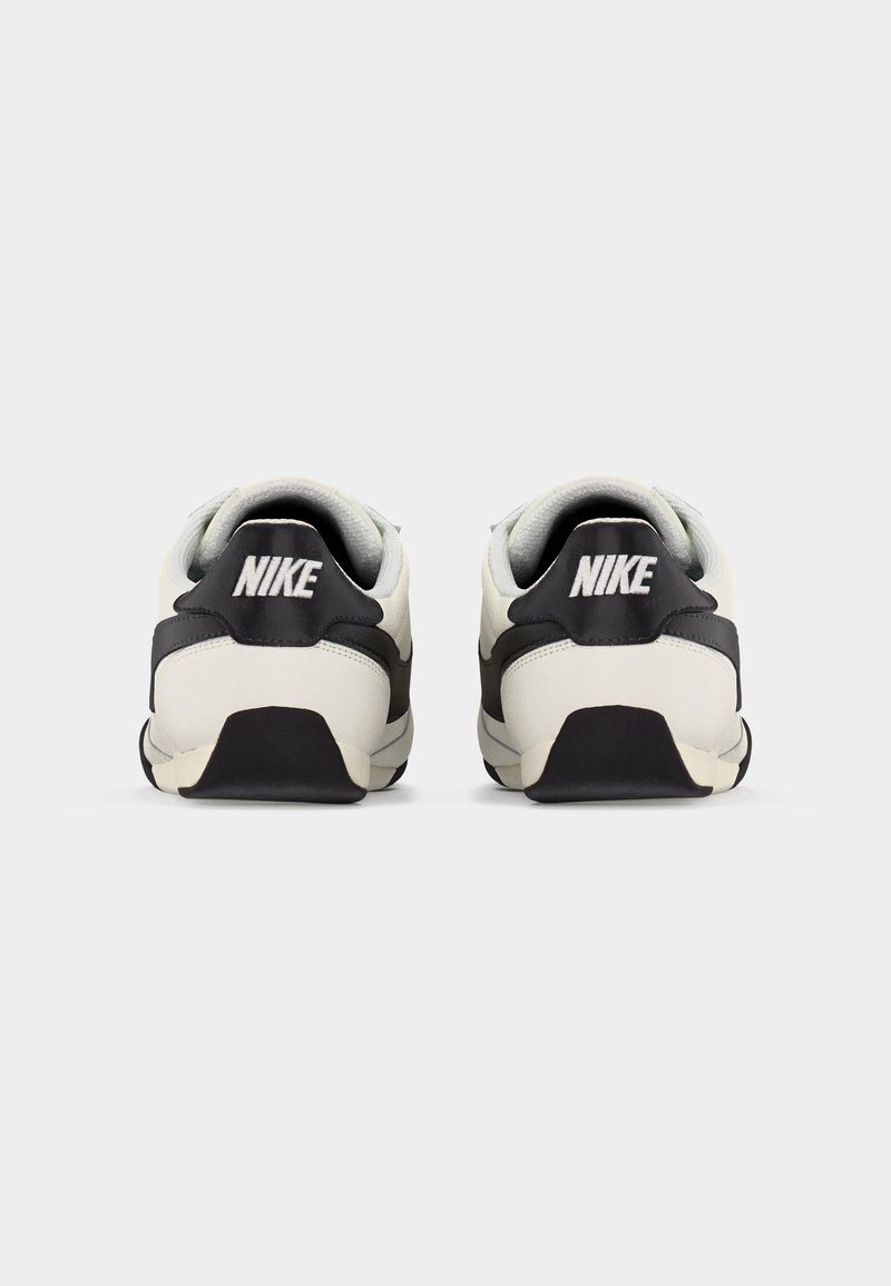 Nike Sportswear SPRINT SISTER 2026 - Tenisky - sail/black