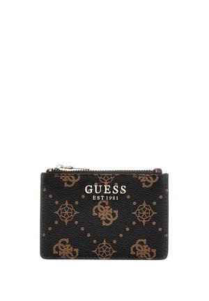 Portafoglio nero con cerniera, motivo logo Guess marrone e testo argentato "GUESS EST 1981" sul davanti.