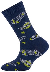 Dunkelblaue Socken mit einer Strickstruktur, die bedruckte Motive von Flugzeugen und Sternen in weißen und grünen Akzenten zeigen.