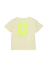 Gul bomulds t-shirt med en stor, tekstureret, neongul "SURF" grafik på ryggen. Korte ærmer og rund halsudskæring.