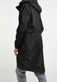 DreiMaster Parkas - black